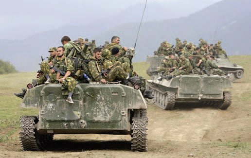 Бойцы чеченского батальона «Восток» на МТ-ЛБ, Южная Осетия, август 2008 года